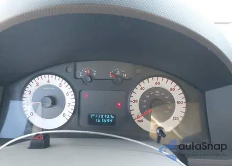 2008 Mazda Tribute I Touring z USA, uszkodzony, nr VIN 4F2CZ02ZX8KM14269